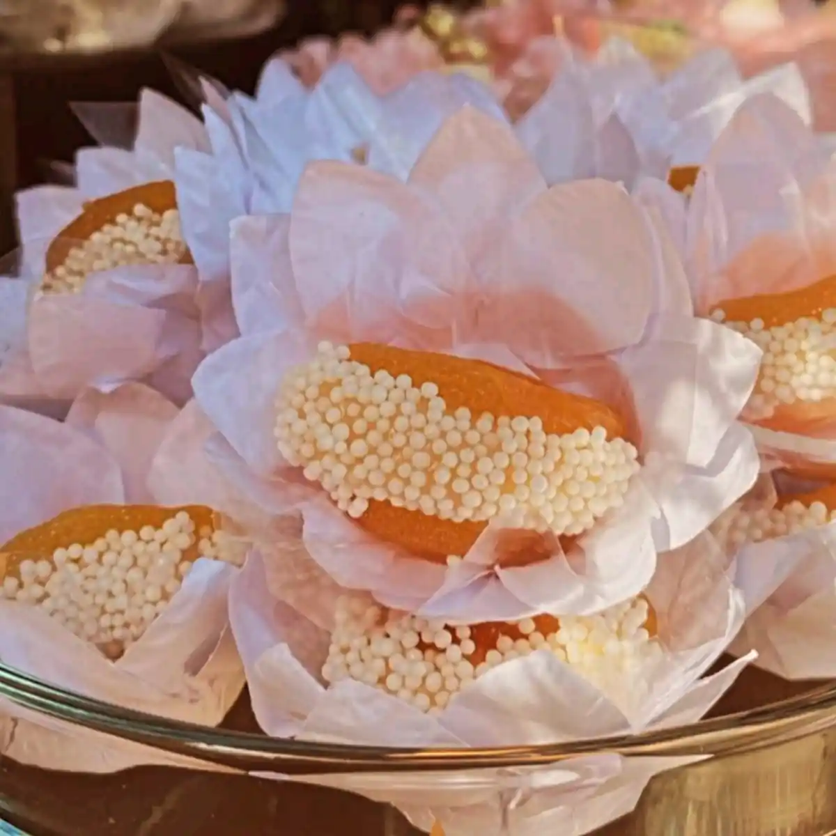 Damasco Real com recheio de coco ou baunilha